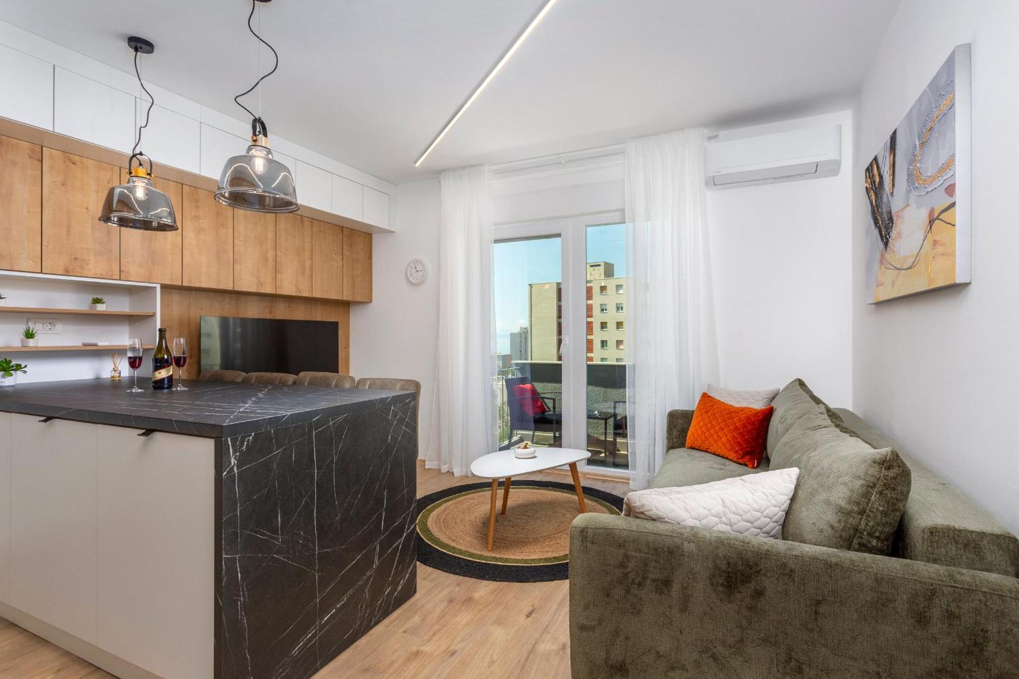 Brand New Apartment Close To The Beach, City Center And University Of Rijeka - Apartment Karlo Bagian luar foto