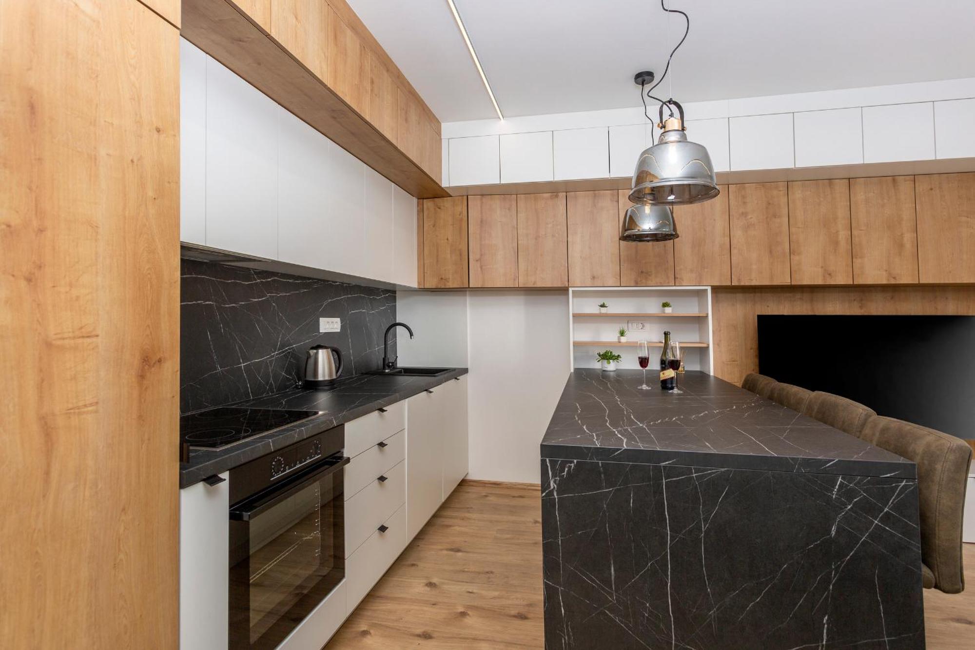 Brand New Apartment Close To The Beach, City Center And University Of Rijeka - Apartment Karlo Bagian luar foto